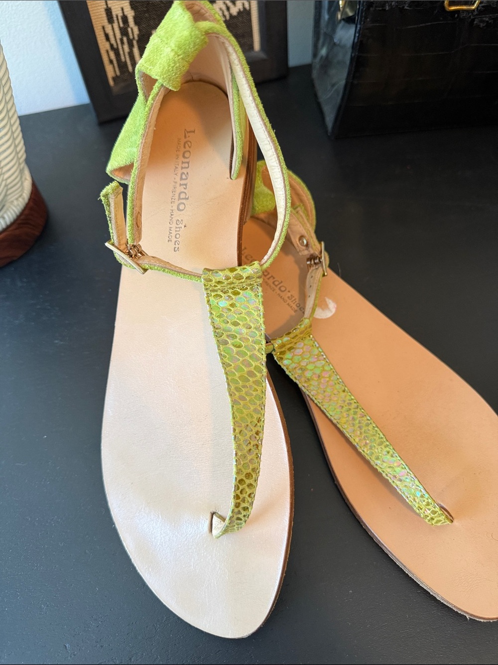 Leonardo Firenze Lime Green T-Strap Leather Sandals
